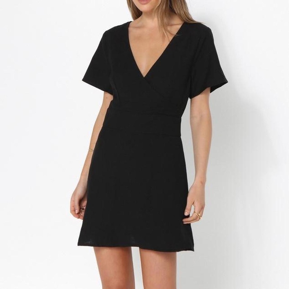 NWT Madison the Label Elegant Black Wrap Dress